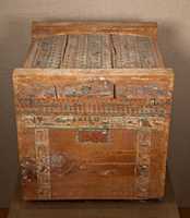 Free download Canopic chest of Hapiankhtifi free photo or picture to be edited with GIMP online image editor