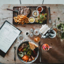 captures a perfectly arranged dinner setting  screen for extension Chrome web store in OffiDocs Chromium