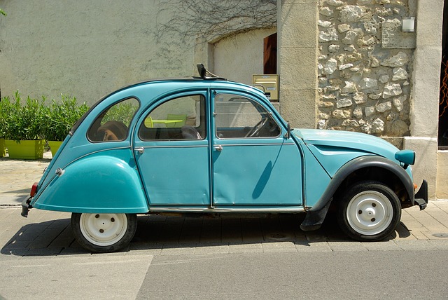Free download car citroen 2cv old car free picture to be edited with GIMP free online image editor