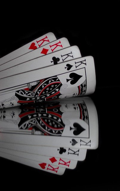 Muat turun percuma kad perjudian refleksi poker gambar percuma untuk diedit dengan editor imej dalam talian percuma GIMP