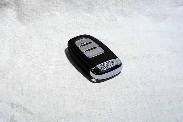 Free download car key audi to open open door key free picture to be edited with GIMP free online image editor
