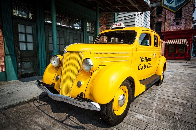 Muat turun percuma Car Oldcar Classic - foto atau gambar percuma untuk diedit dengan editor imej dalam talian GIMP