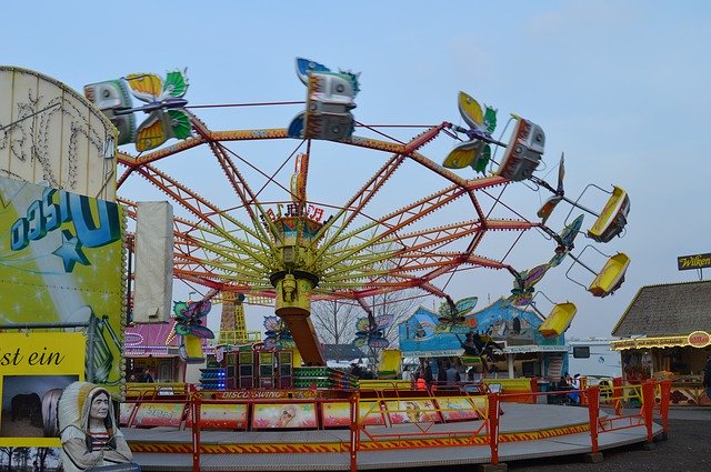 Carousel Photography Fair'i ücretsiz indirin - GIMP çevrimiçi resim düzenleyiciyle düzenlenecek ücretsiz fotoğraf veya resim