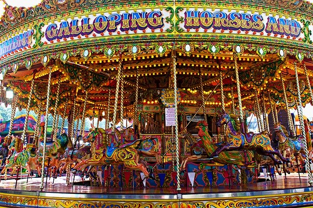 Free picture Carousel Ride Horses -  to be edited by GIMP free image editor by OffiDocs