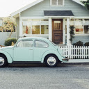 Car parked in front of the house  screen for extension Chrome web store in OffiDocs Chromium