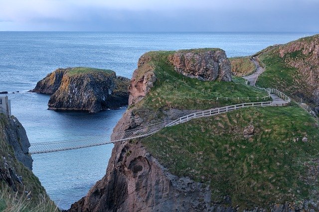 Descărcare gratuită Carrick-A-Rede Irlanda de Nord - fotografie sau imagine gratuită pentru a fi editată cu editorul de imagini online GIMP