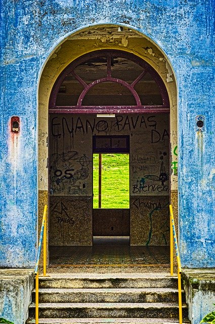 Téléchargement gratuit Cartago Costa Rica Abandoned - photo ou image gratuite à éditer avec l'éditeur d'images en ligne GIMP