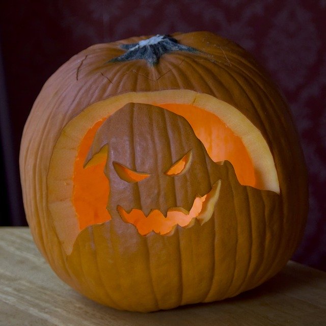 Muat turun percuma Carved Pumpkin Jack-O-Lantern - foto atau gambar percuma untuk diedit dengan editor imej dalam talian GIMP