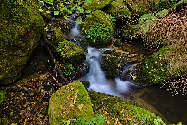 Téléchargement gratuit de Cascade Creek Water - photo ou image gratuite à éditer avec l'éditeur d'images en ligne GIMP