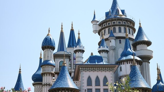 Gratis download Castle Blue Fairy Tale - gratis foto of afbeelding om te bewerken met GIMP online afbeeldingseditor