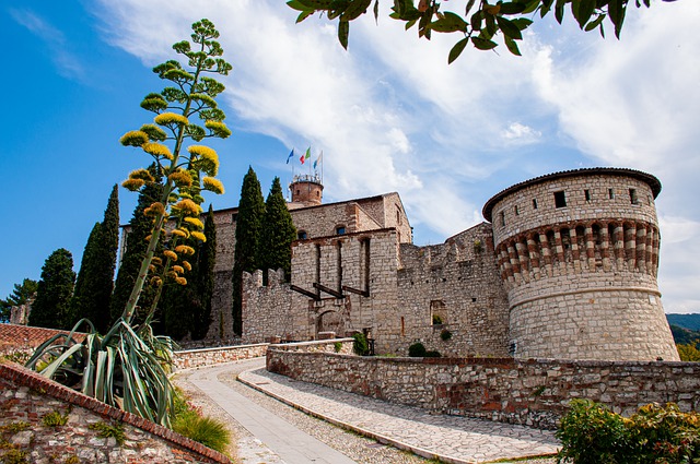 Free download castle brescia italy lombardy free picture to be edited with GIMP free online image editor