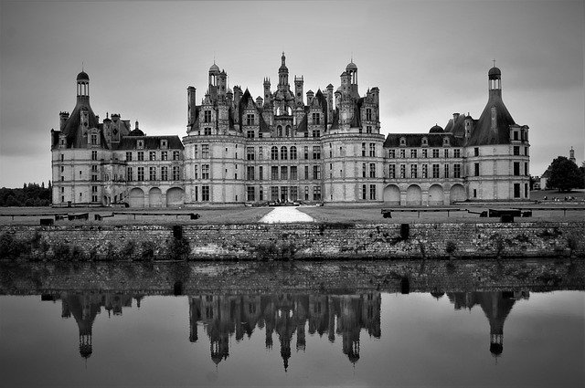 Free graphic castle chateau de chambord to be edited by GIMP free image editor by OffiDocs