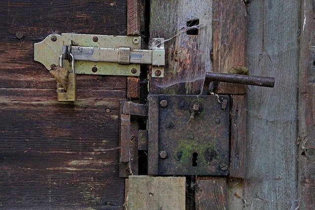 Free download Castle Door Lock Abandoned Lost -  free free photo or picture to be edited with GIMP online image editor