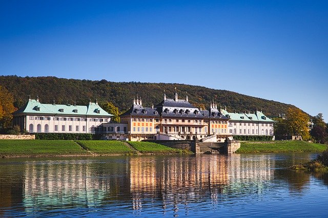 Bezpłatne pobieranie Castle Dresden Elbe - bezpłatne zdjęcie lub obraz do edycji za pomocą internetowego edytora obrazów GIMP