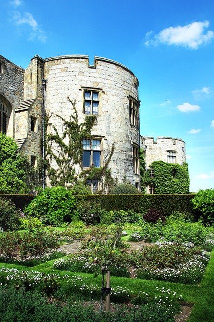 ດາວ​ໂຫຼດ​ຟຣີ Castle Garden Tower - ຮູບ​ພາບ​ຟຣີ​ຫຼື​ຮູບ​ພາບ​ທີ່​ຈະ​ໄດ້​ຮັບ​ການ​ແກ້​ໄຂ​ກັບ GIMP ອອນ​ໄລ​ນ​໌​ບັນ​ນາ​ທິ​ການ​ຮູບ​ພາບ​