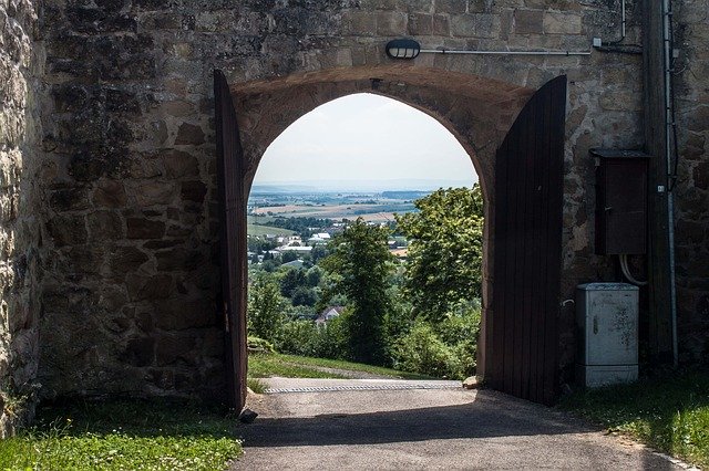 Muat turun percuma Castle Goal Fortress - foto atau gambar percuma untuk diedit dengan editor imej dalam talian GIMP