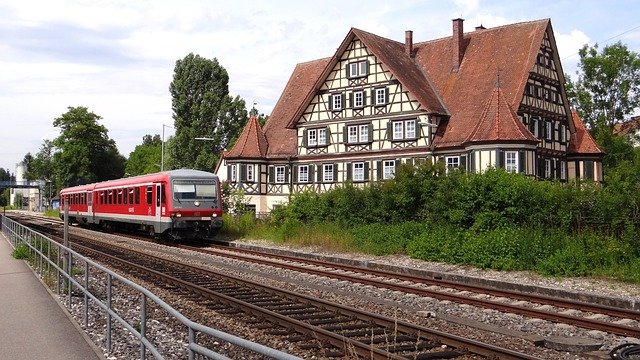 Завантажте безкоштовно castle hunting lodge vt 628 безкоштовне зображення для редагування за допомогою безкоштовного онлайн-редактора зображень GIMP