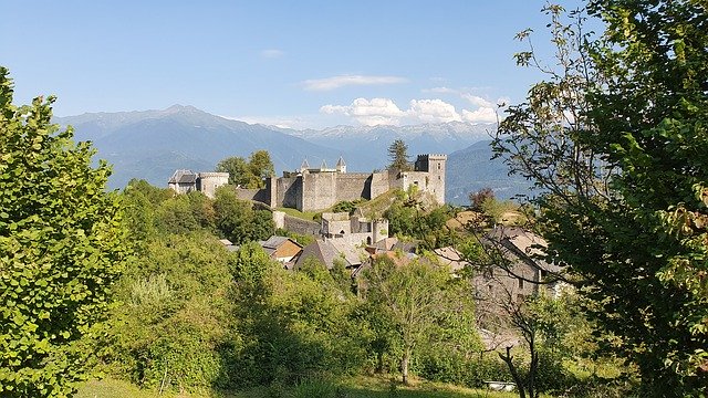 Darmowe pobieranie Castle Mountain Mountains - darmowe zdjęcie lub obraz do edycji za pomocą internetowego edytora obrazów GIMP