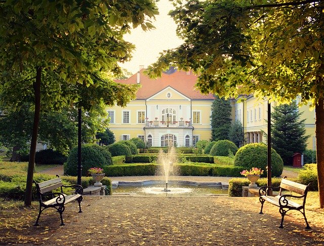 Unduh gratis Castle Park Hungarian - foto atau gambar gratis untuk diedit dengan editor gambar online GIMP