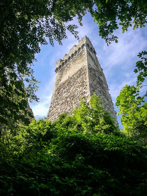 Bezpłatne pobieranie Castle Ruin Burgruine Look - darmowe zdjęcie lub obraz do edycji za pomocą internetowego edytora obrazów GIMP