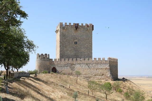 免费下载 Castle Valladolid Tiedra - 使用 GIMP 在线图像编辑器编辑的免费照片或图片