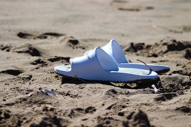 تنزيل مجاني للاحذية والاحذية والاحذية والشاطئ صورة مجانية ليتم تحريرها باستخدام محرر الصور المجاني على الإنترنت GIMP
