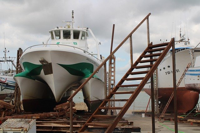 Kostenloser Download Catamaran Shipyards Sanlucar De - kostenloses Foto oder Bild zur Bearbeitung mit GIMP Online-Bildbearbeitung