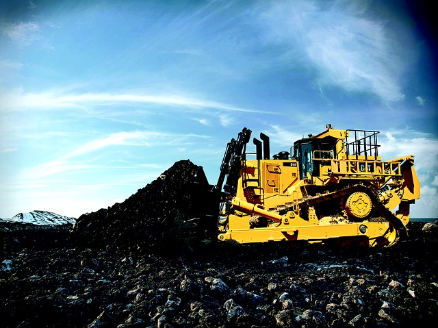 Free download cat dozer d11 caterpillar free picture to be edited with GIMP free online image editor