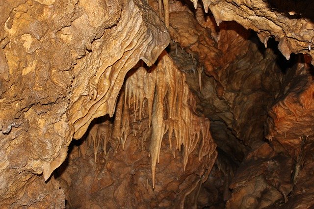 Muat turun percuma Cave Czech Republic Mountains - foto atau gambar percuma percuma untuk diedit dengan editor imej dalam talian GIMP