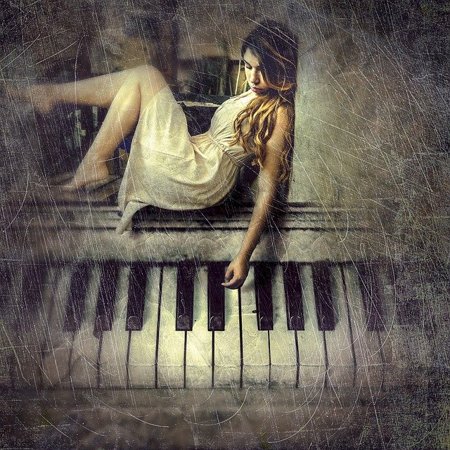 Gratis download cd-cover vrouw piano componeren gratis foto om te bewerken met GIMP gratis online afbeeldingseditor
