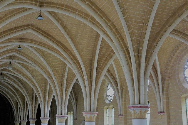 تنزيل Ceiling Church Architecture - صورة مجانية أو صورة لتحريرها باستخدام محرر الصور عبر الإنترنت GIMP