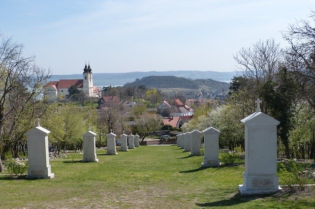 Скачать бесплатно Cemetery Hill Tihany Stations Of - бесплатное фото или изображение для редактирования с помощью онлайн-редактора GIMP