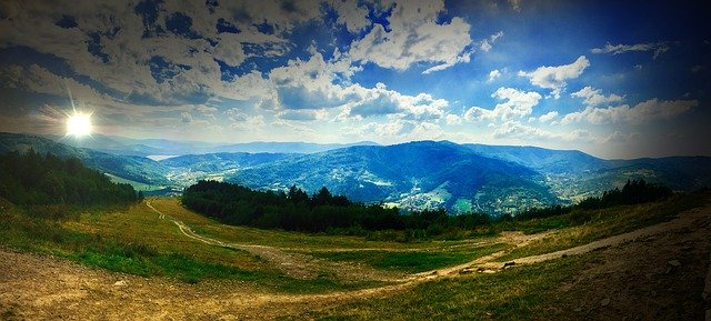 Безкоштовно завантажити Censer Mountains Holiday Walking - безкоштовне фото або зображення для редагування за допомогою онлайн-редактора зображень GIMP