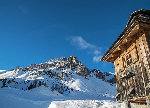 GIMP çevrimiçi resim düzenleyici ile düzenlenecek ücretsiz Chalet Trentino Alto Adige ücretsiz fotoğraf şablonu indir