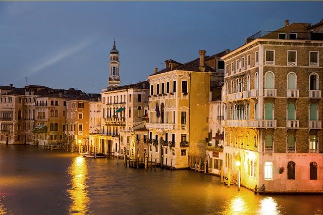 ດາວ​ໂຫຼດ​ຟຣີ Channel Venice Italy - ຮູບ​ພາບ​ຟຣີ​ຫຼື​ຮູບ​ພາບ​ທີ່​ຈະ​ໄດ້​ຮັບ​ການ​ແກ້​ໄຂ​ກັບ GIMP ອອນ​ໄລ​ນ​໌​ບັນ​ນາ​ທິ​ການ​ຮູບ​ພາບ​