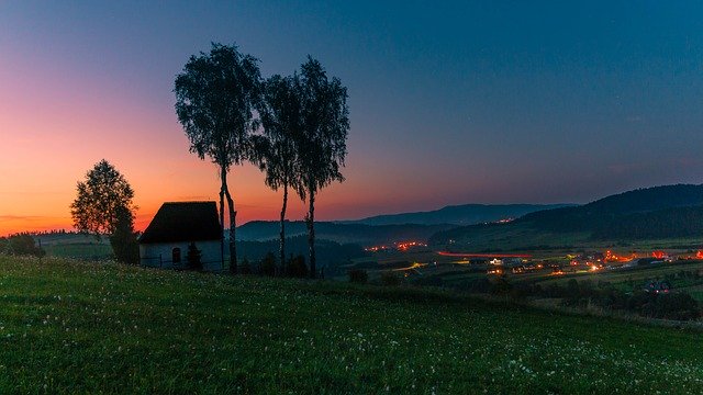 Téléchargement gratuit de Chapel Kacwin Sunset Religieux - photo ou image gratuite à éditer avec l'éditeur d'images en ligne GIMP