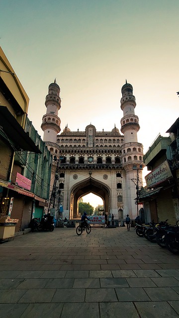 Free download charminar hyderabad street india free picture to be edited with GIMP free online image editor