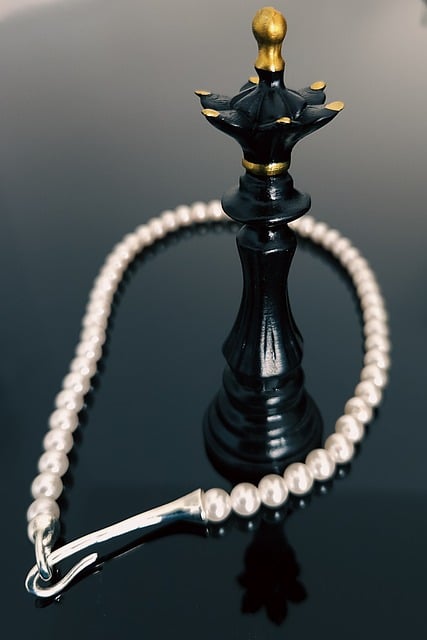 Free download chess queen chess piece pearls free picture to be edited with GIMP free online image editor