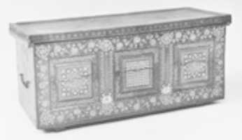 Free download Chest (Cassone) free photo or picture to be edited with GIMP online image editor
