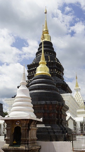 Gratis download Chiang Mai Temple Blue - gratis foto of afbeelding om te bewerken met GIMP online afbeeldingseditor