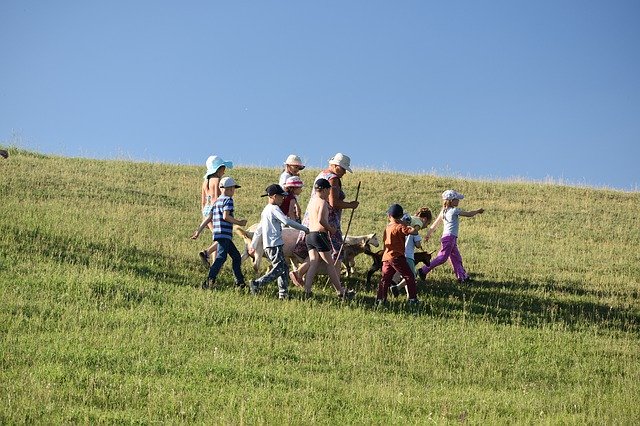 ດາວ​ໂຫຼດ​ຟຣີ Childhood Camping Kids - ຮູບ​ພາບ​ຟຣີ​ຫຼື​ຮູບ​ພາບ​ທີ່​ຈະ​ໄດ້​ຮັບ​ການ​ແກ້​ໄຂ​ກັບ GIMP ອອນ​ໄລ​ນ​໌​ບັນ​ນາ​ທິ​ການ​ຮູບ​ພາບ​