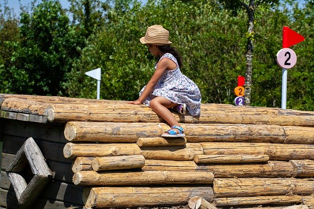 ດາວໂຫຼດຟຣີ Child On Horse Jump In - ຮູບພາບ ຫຼືຮູບພາບທີ່ບໍ່ເສຍຄ່າເພື່ອແກ້ໄຂດ້ວຍຕົວແກ້ໄຂຮູບພາບອອນໄລນ໌ GIMP