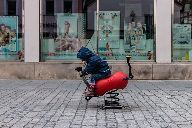 ດາວໂຫຼດຟຣີ Children Playing Agile Alone ແມ່ແບບຮູບພາບຟຣີທີ່ຈະແກ້ໄຂດ້ວຍຕົວແກ້ໄຂຮູບພາບອອນໄລນ໌ GIMP