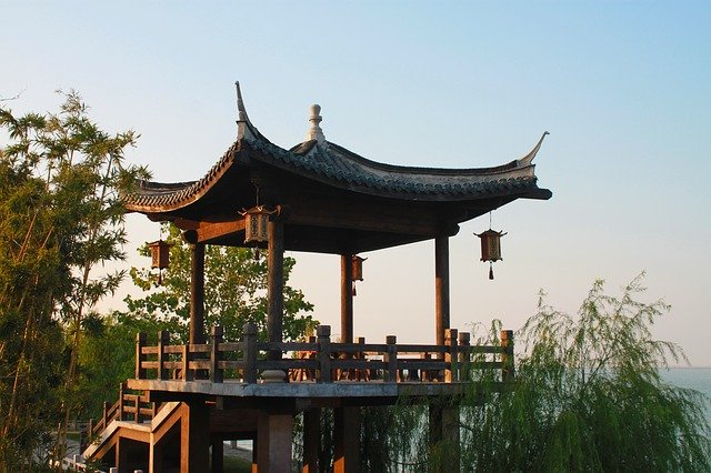 Kostenloser Download China Taihu Lake Wood Pavilion - kostenloses Foto oder Bild zur Bearbeitung mit GIMP Online-Bildbearbeitung