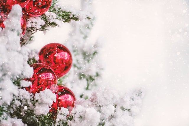 Free download christmas christmas balls snow free picture to be edited with GIMP free online image editor