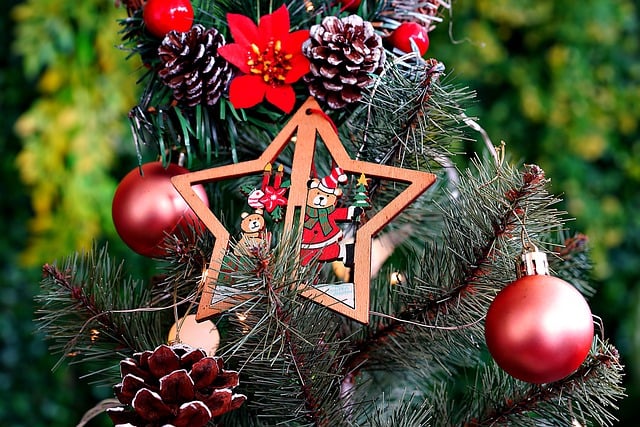 Free download christmas tree ornaments st claus free picture to be edited with GIMP free online image editor