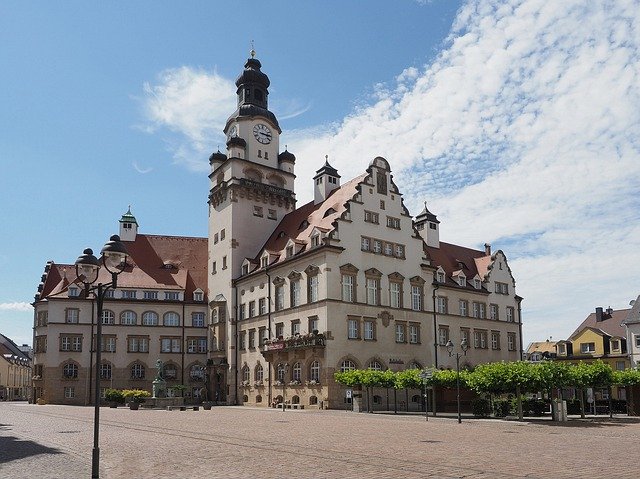 Безкоштовно завантажте Chub Town Hall Saxony Upper - безкоштовну фотографію чи зображення для редагування за допомогою онлайн-редактора зображень GIMP