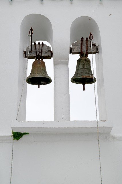 Unduh gratis Church Bells Cross - foto atau gambar gratis untuk diedit dengan editor gambar online GIMP