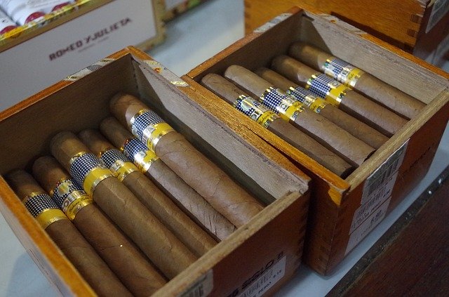 Free download Cigars Havana Cuba -  free photo or picture to be edited with GIMP online image editor