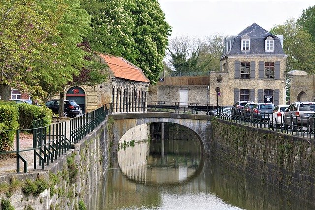 Bezpłatne pobieranie City Canal Architecture - bezpłatne zdjęcie lub obraz do edycji za pomocą internetowego edytora obrazów GIMP